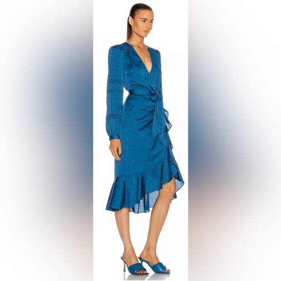 Veronica Beard
Miriam Tie Waist Long Sleeve Dress - Picture 9 of 14